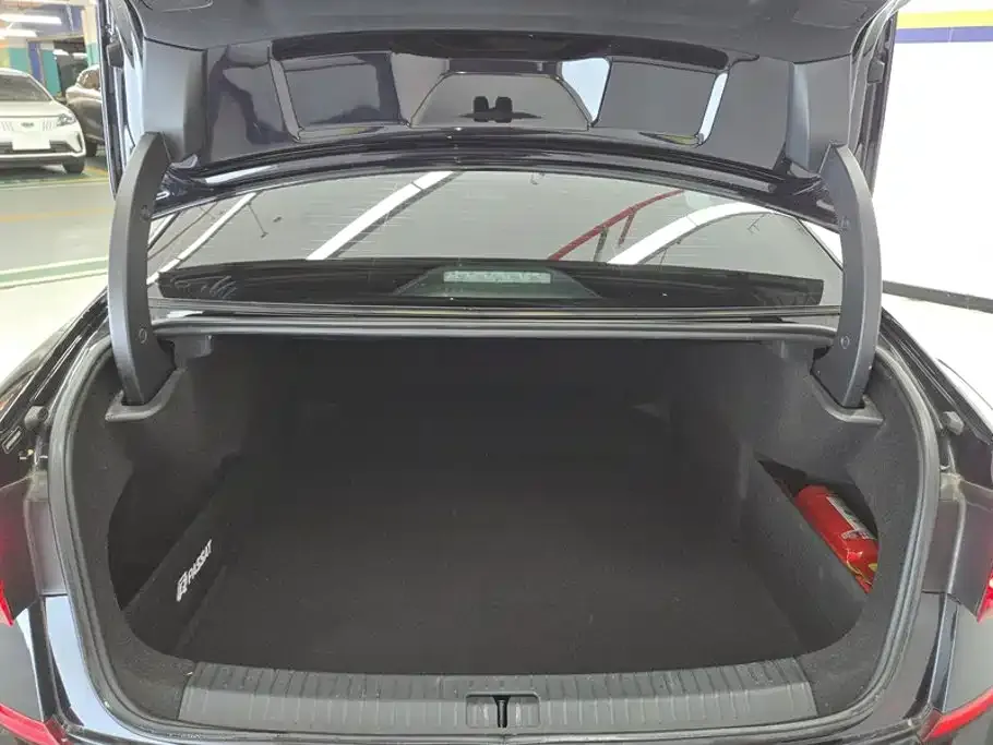Volkswagen Passat — фото 8