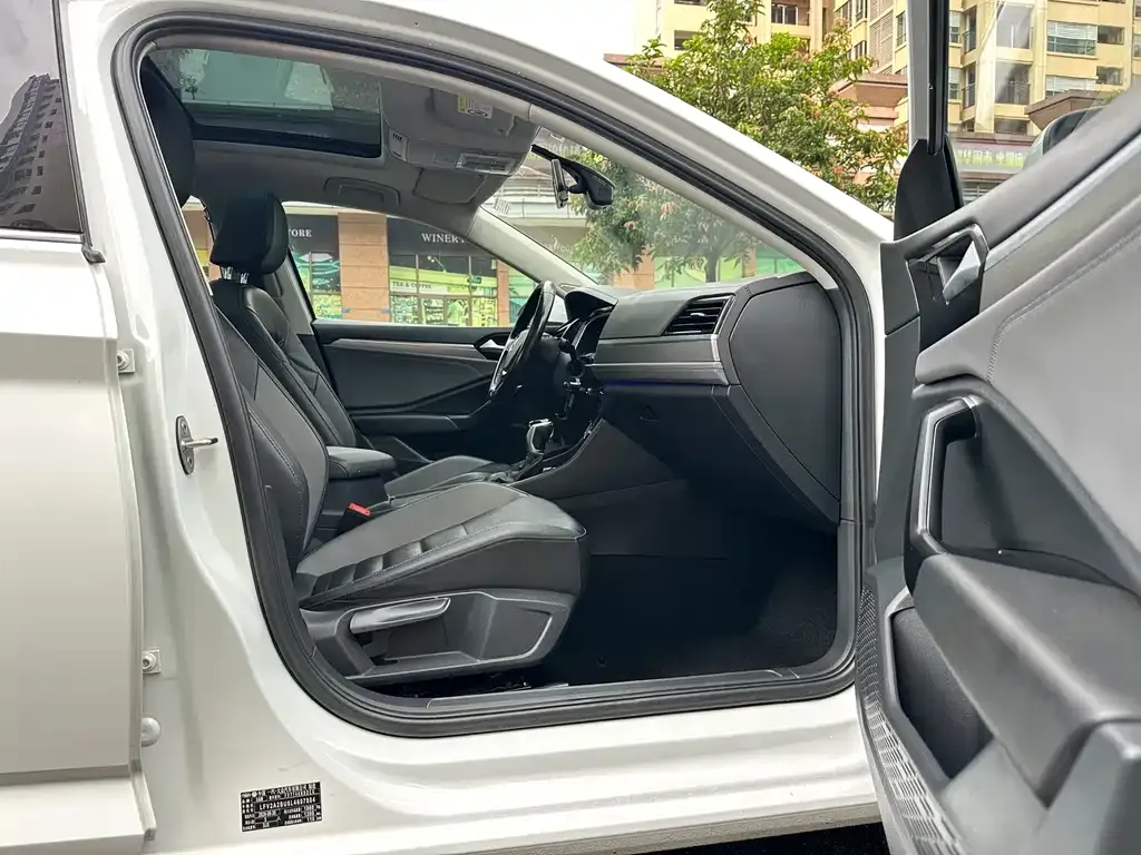Volkswagen Sagitar 2021 из CN, фото 3