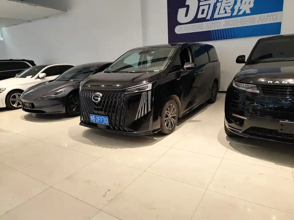 GAC Motor Trumpchi M8 — фото 1