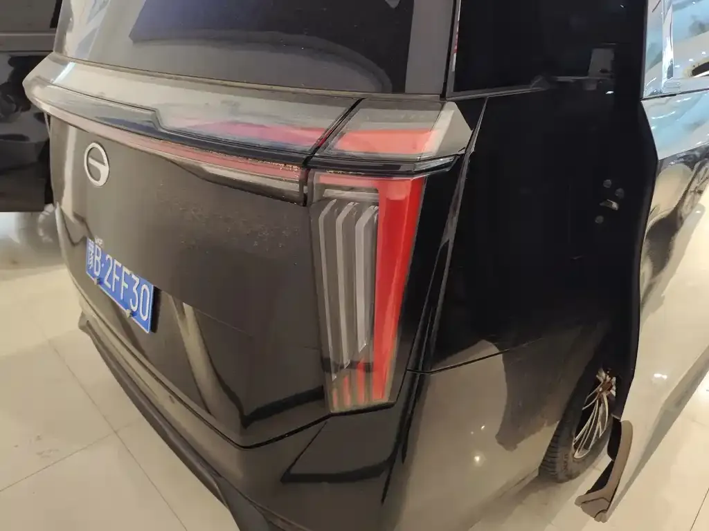 GAC Motor Trumpchi M8 — фото 2