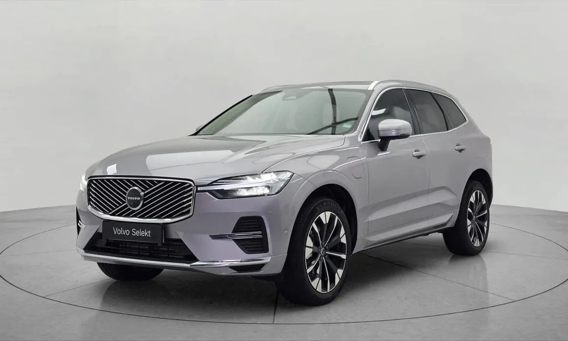 Volvo XC60 — фото 1