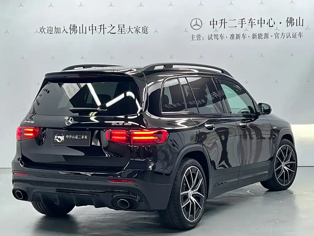 Mercedes-Benz GLB AMG — фото 10
