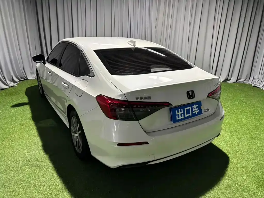 Honda Civic — фото 8