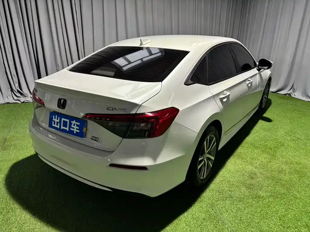 Honda Civic — фото 7