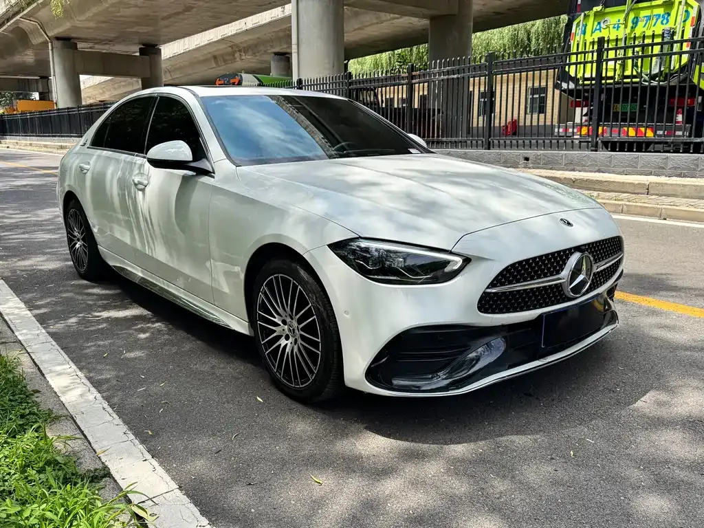 Mercedes-Benz C-Class — фото 10