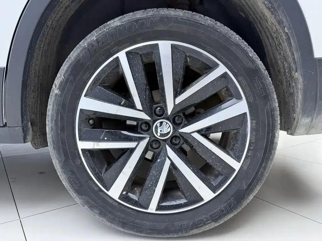 Skoda Kamiq — фото 6