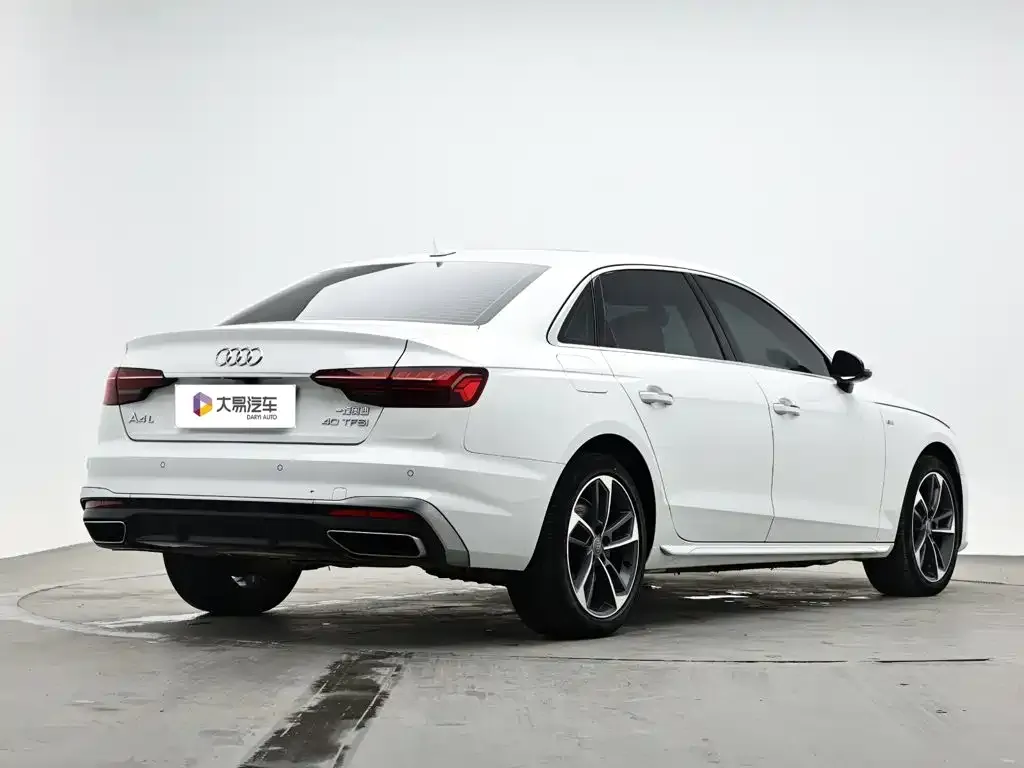 Audi A4L — фото 4