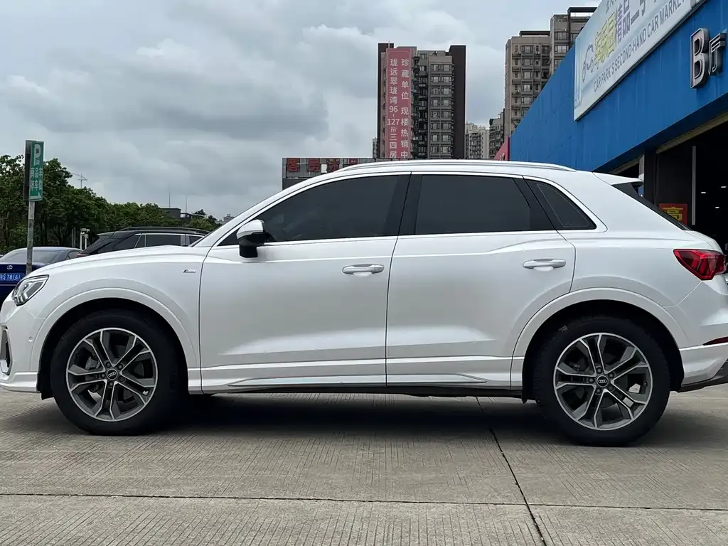 Audi Q3 — фото 2