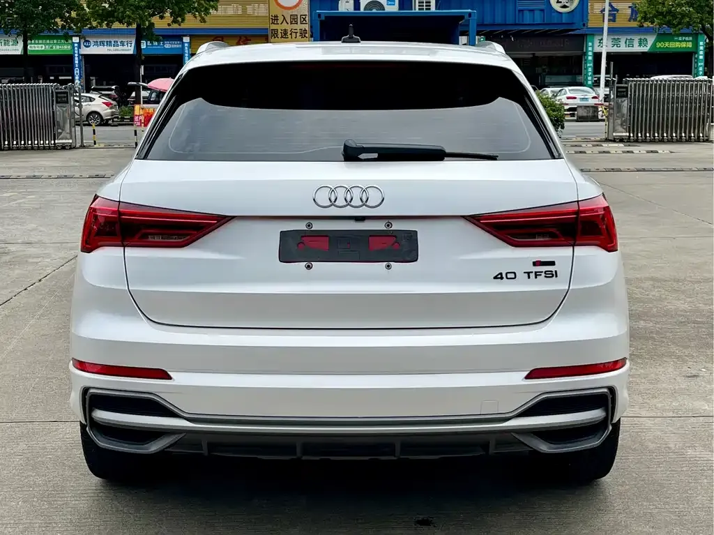 Audi Q3 — фото 6