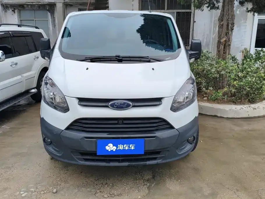Ford Transit 2023 из CN, фото 3