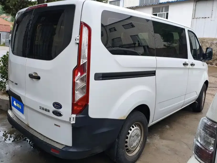 Ford Transit 2023 из CN, фото 4