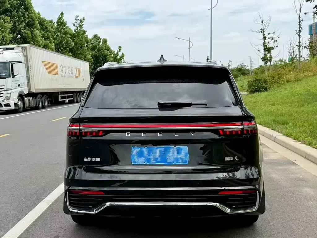 Geely Xingyue L — фото 3