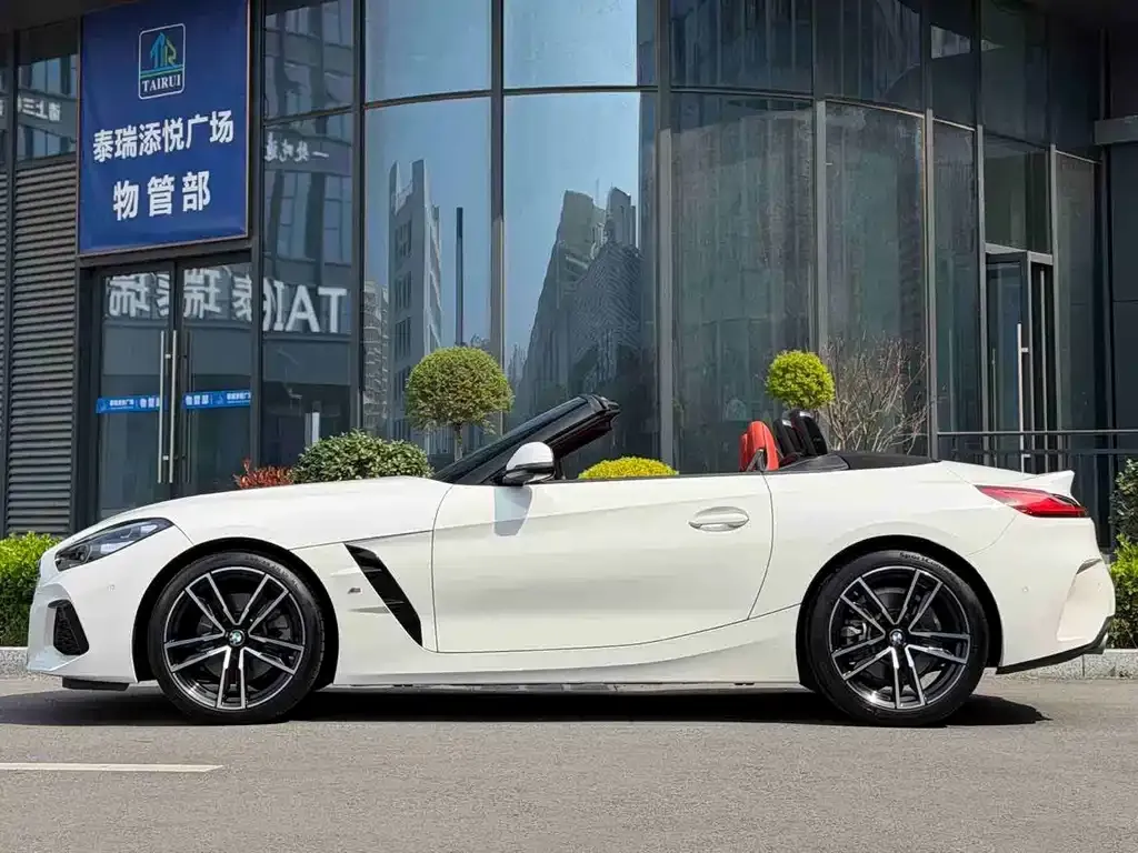 BMW Z4 — фото 10