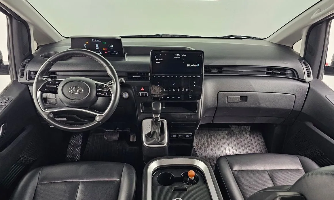 Hyundai Staria — фото 8