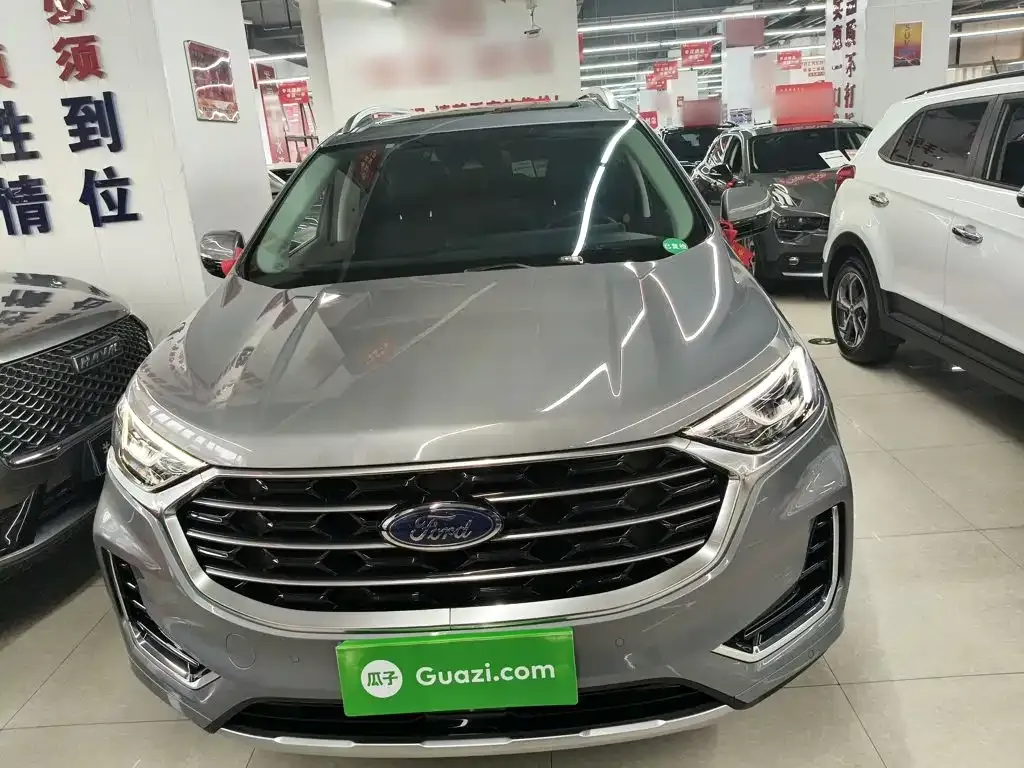 Ford Edge — фото 10