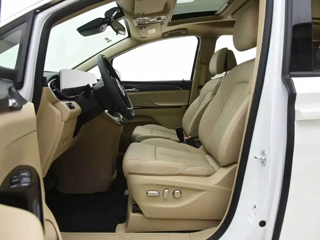 Buick GL8 Hybrid — фото 7
