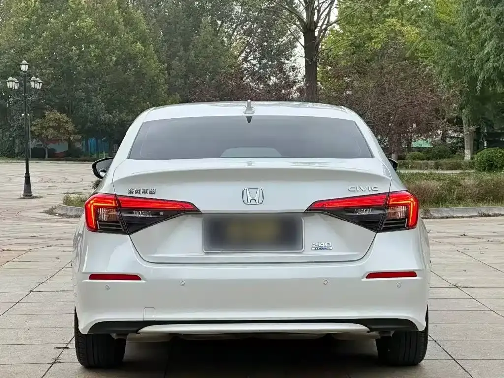 Honda Civic — фото 4