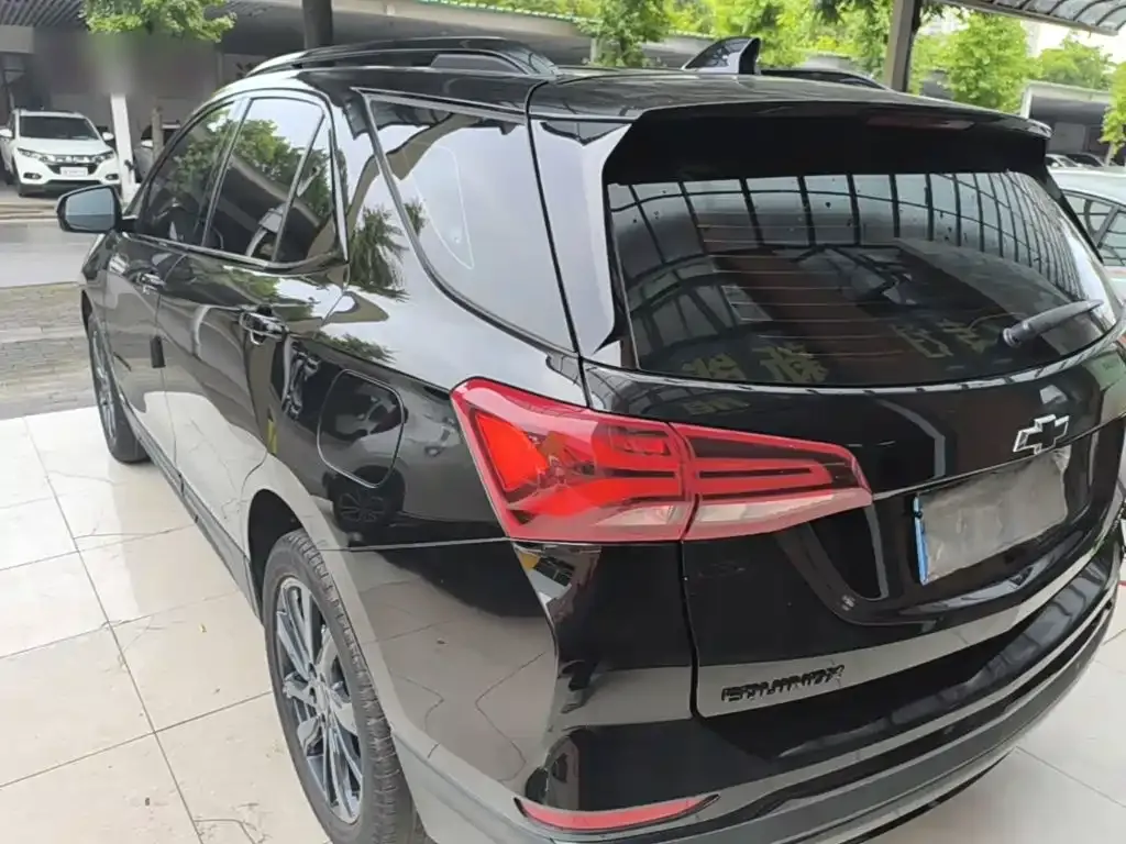 Chevrolet Equinox — фото 7