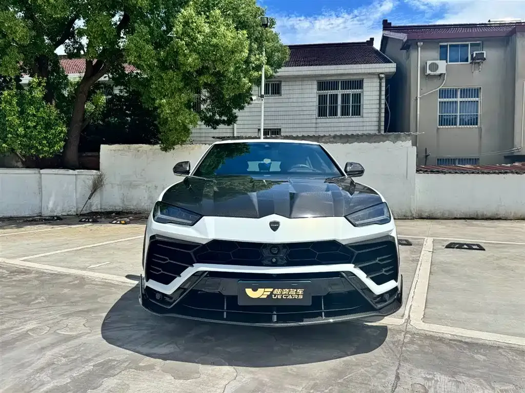 Lamborghini Urus — фото 9