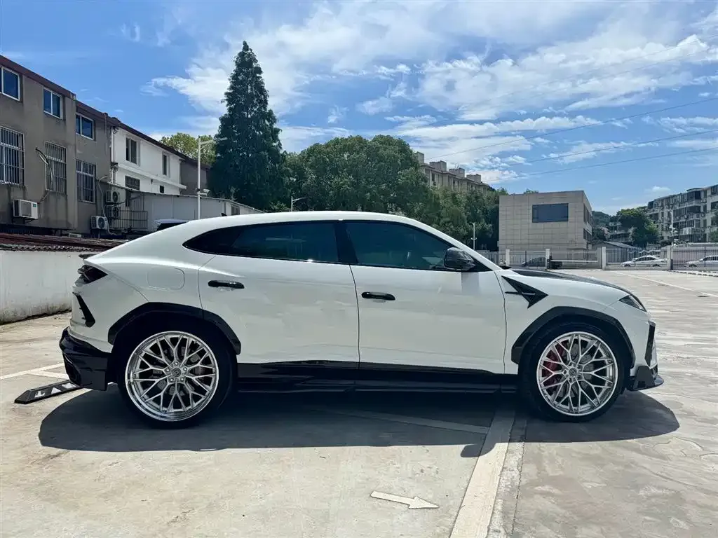 Lamborghini Urus — фото 5