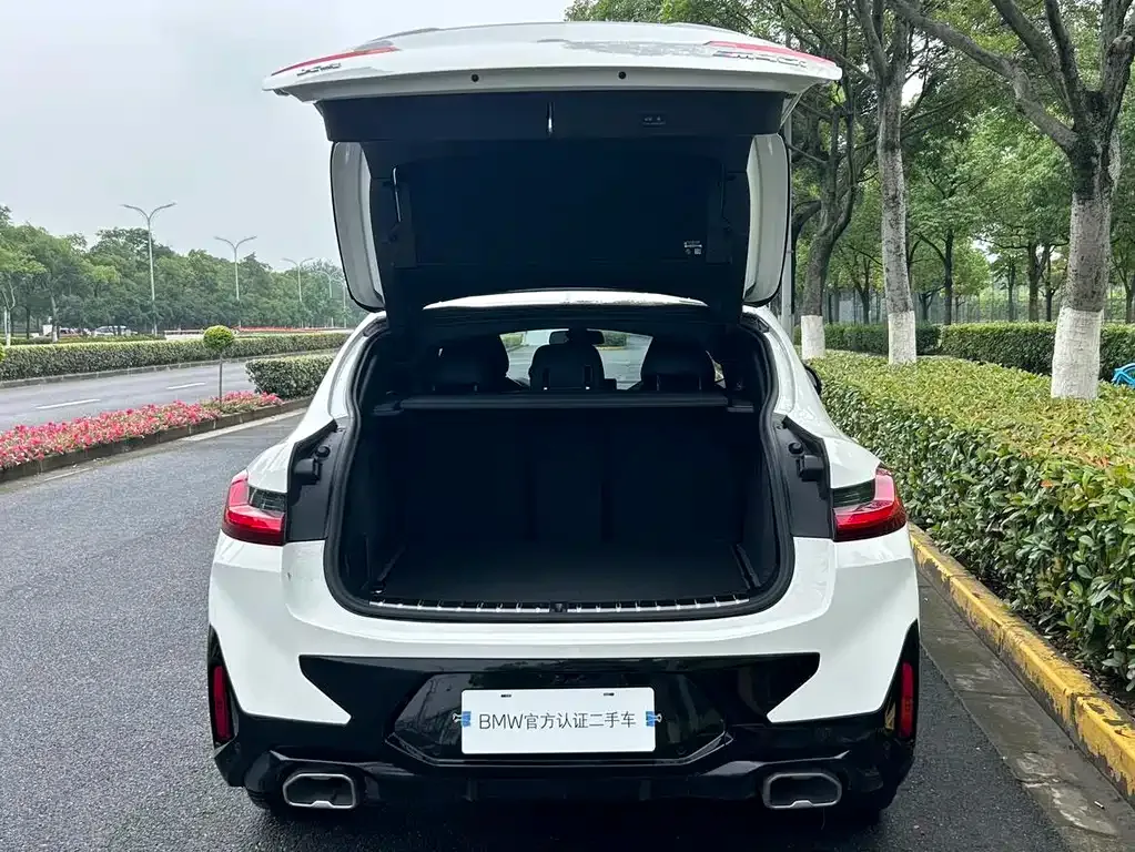 BMW X4 M40i — фото 8