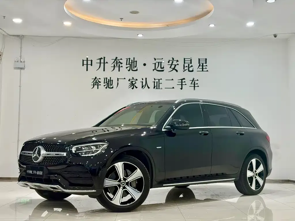 Mercedes-Benz GLC — фото 1
