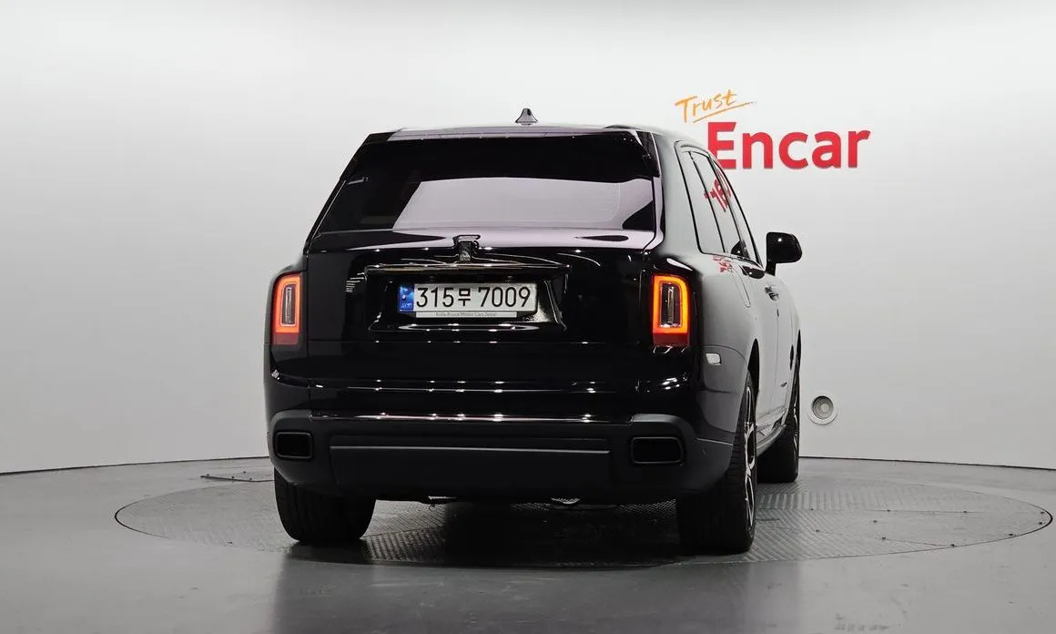 Rolls-Royce Cullinan 2022 из KR, фото 3