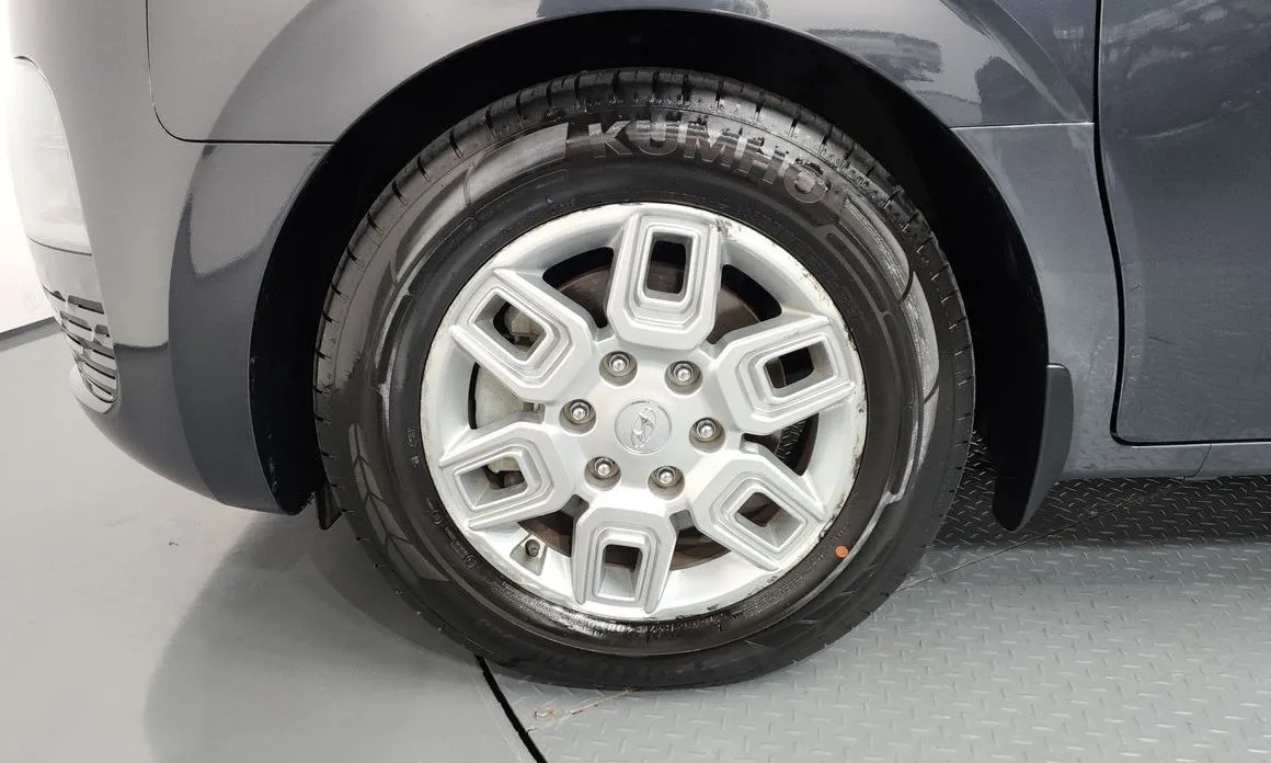 Hyundai Staria — фото 2