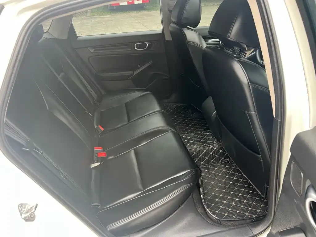 Honda Civic — фото 7