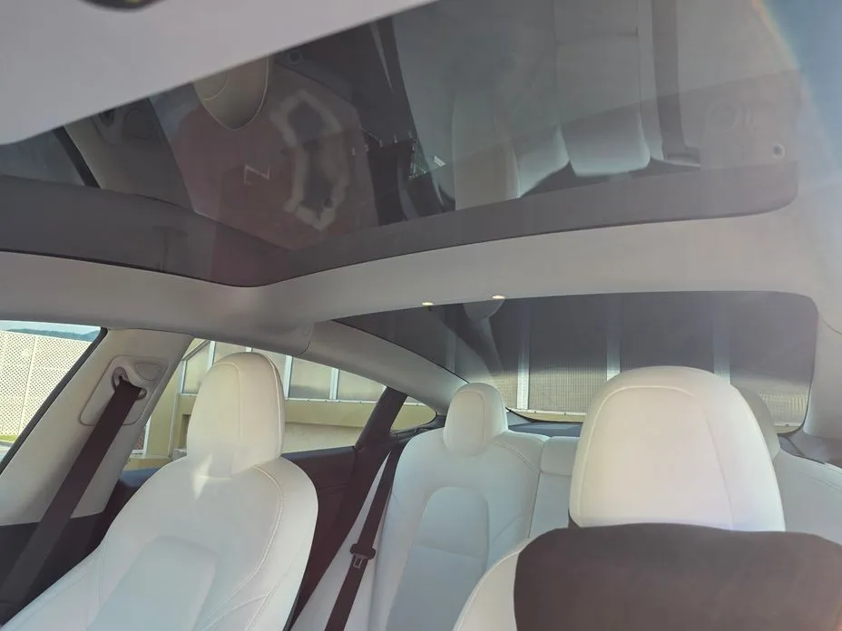 Tesla Model 3 — фото 3