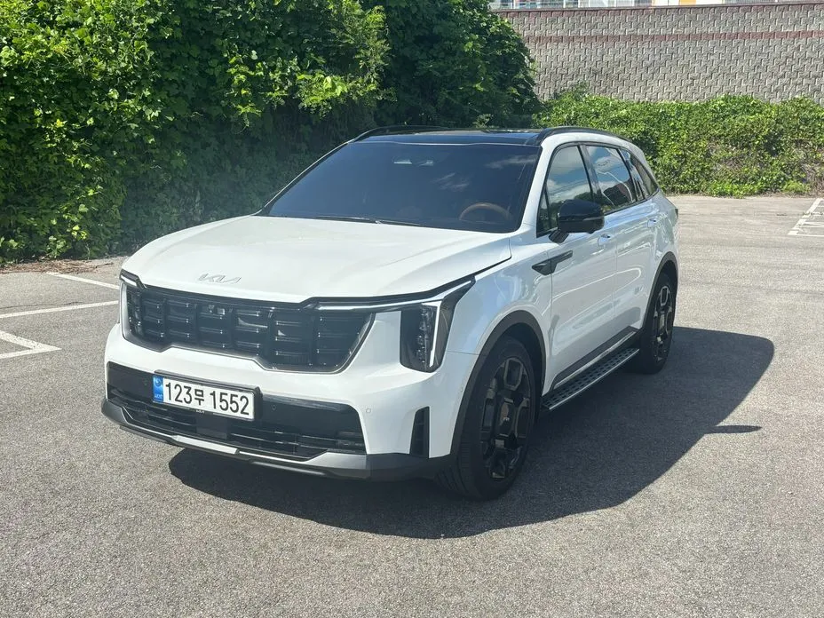 Kia Sorento — фото 1