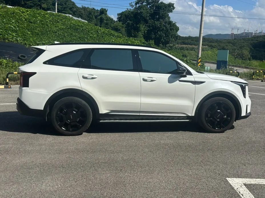 Kia Sorento — фото 3