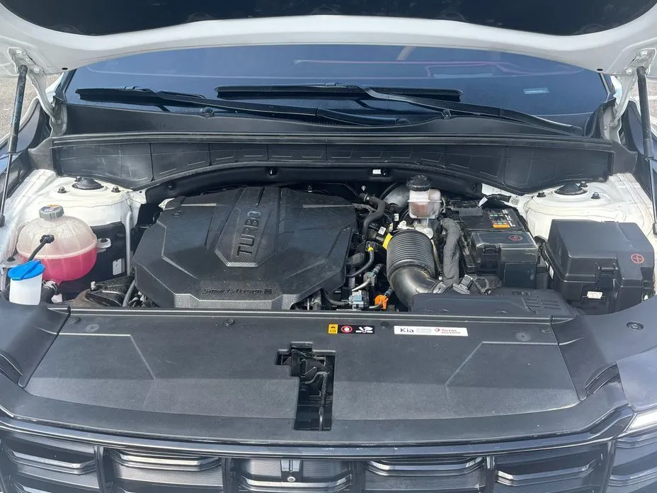 Kia Sorento — фото 4