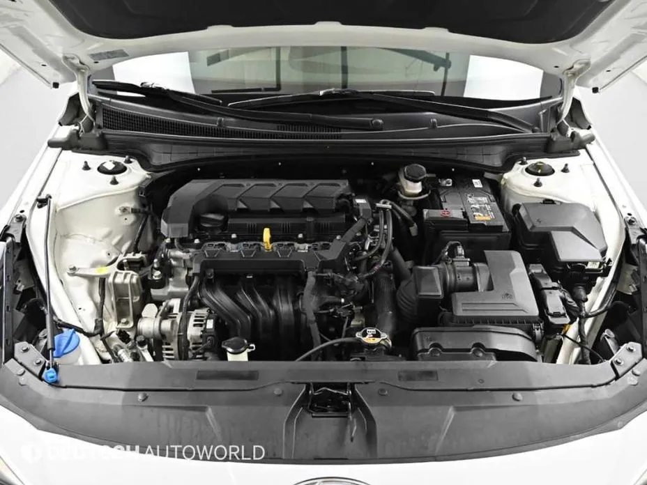 Hyundai AVANTE — фото 10