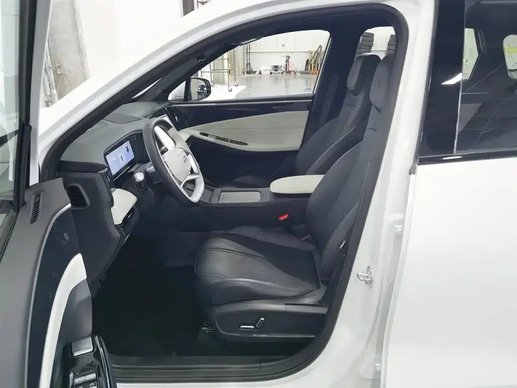 Geely Galaxy L7 2024 из CN, фото 2