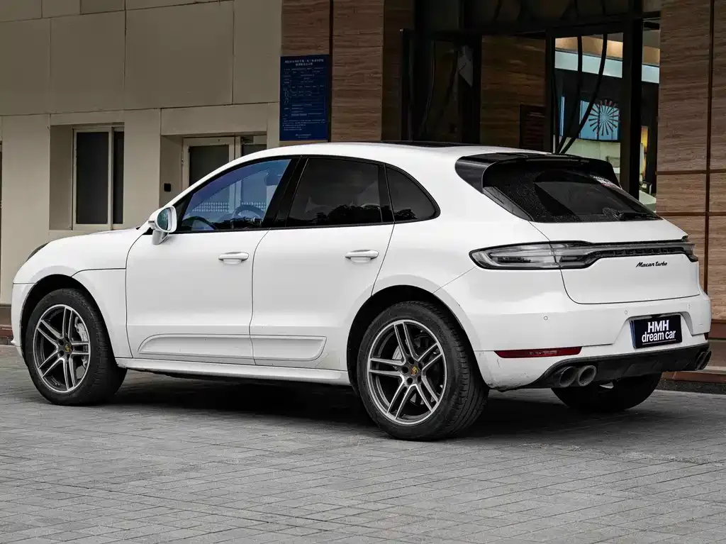 Porsche Macan — фото 10