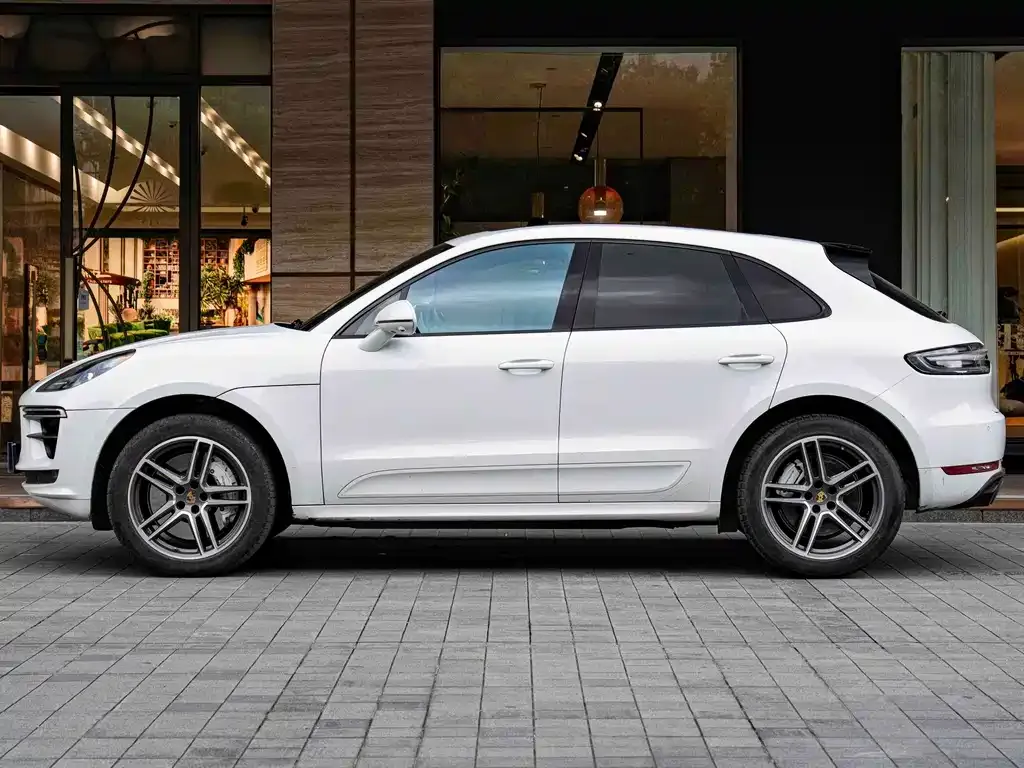 Porsche Macan — фото 7