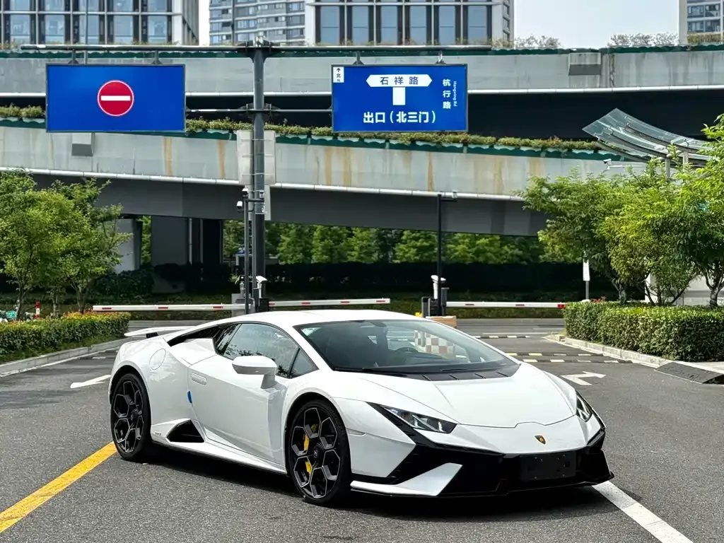Lamborghini Huracan — фото 4