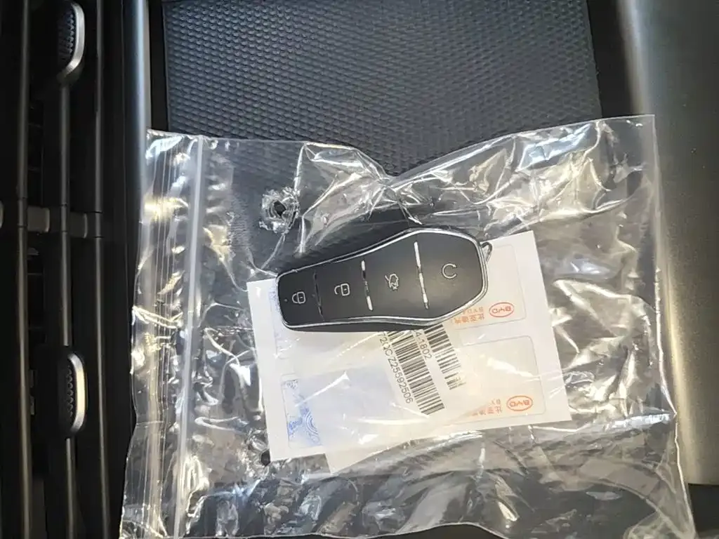 BYD Seal 05 DM-i 2026 из CN, фото 8