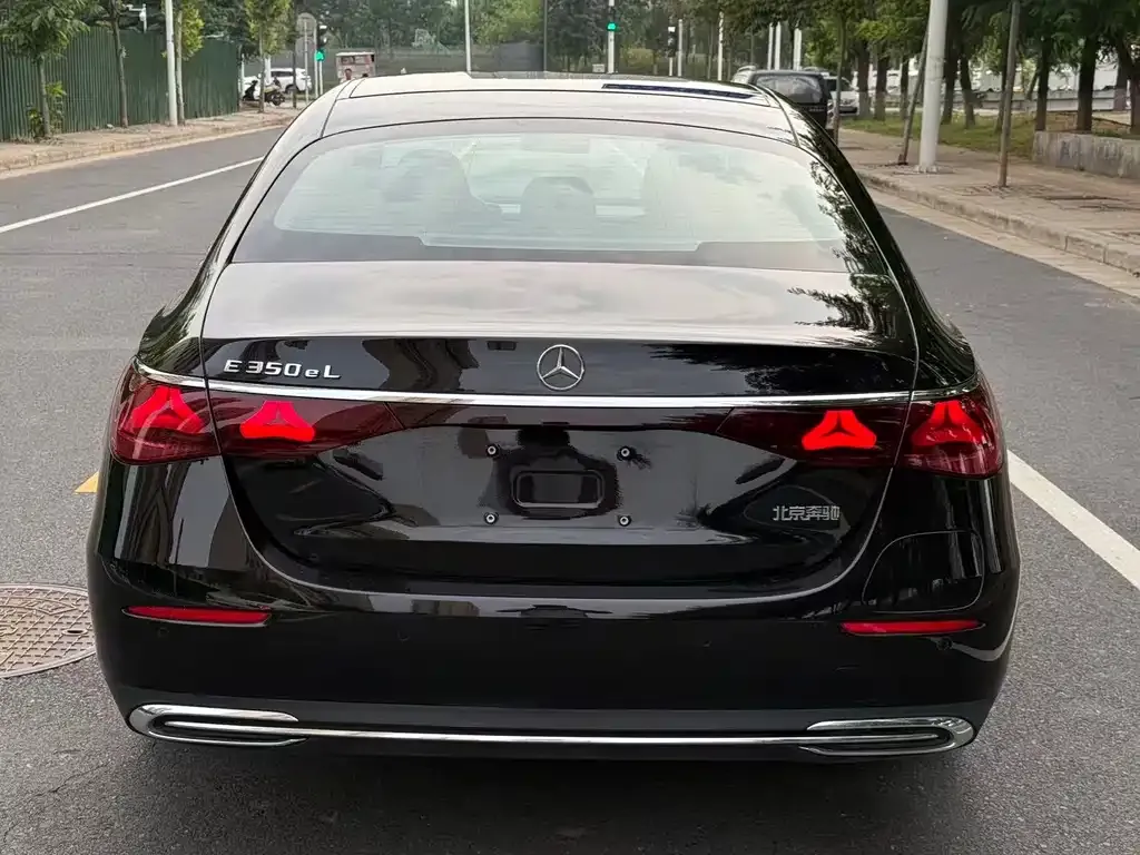 Mercedes-Benz E-Class New Energy — фото 3