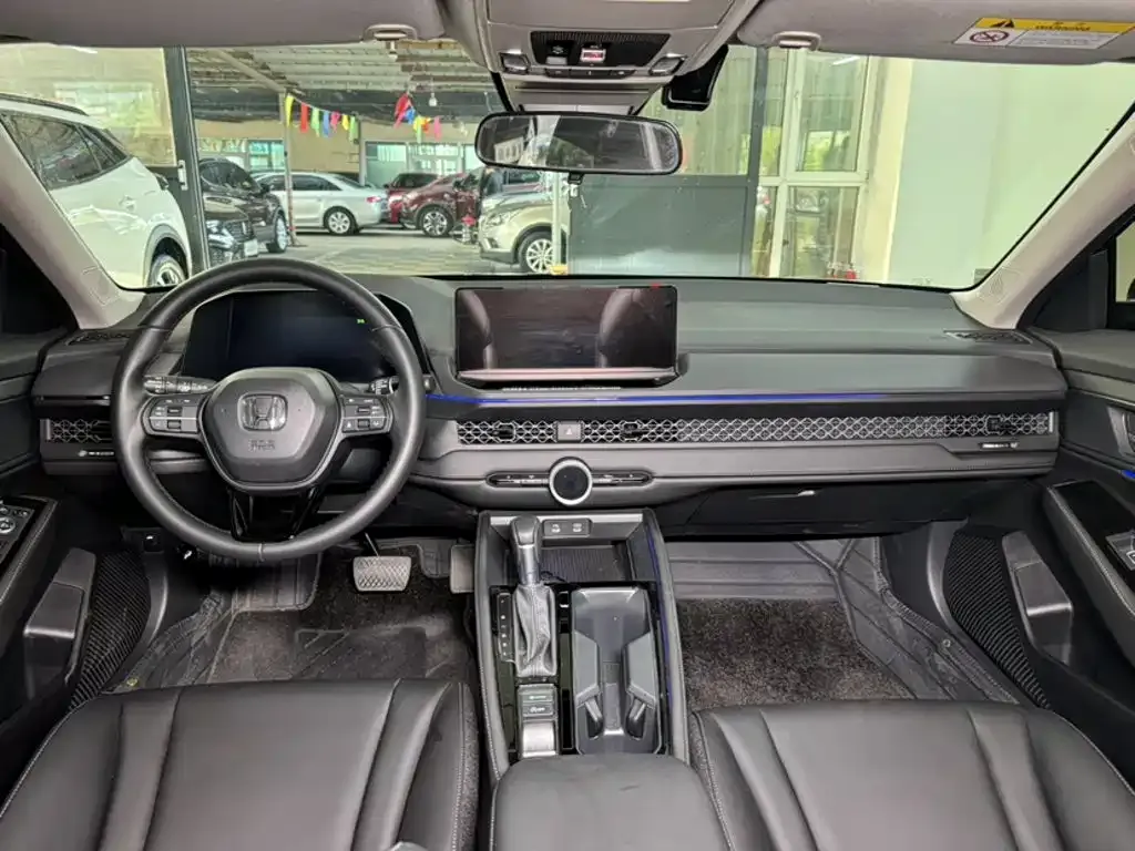 Honda Accord — фото 4
