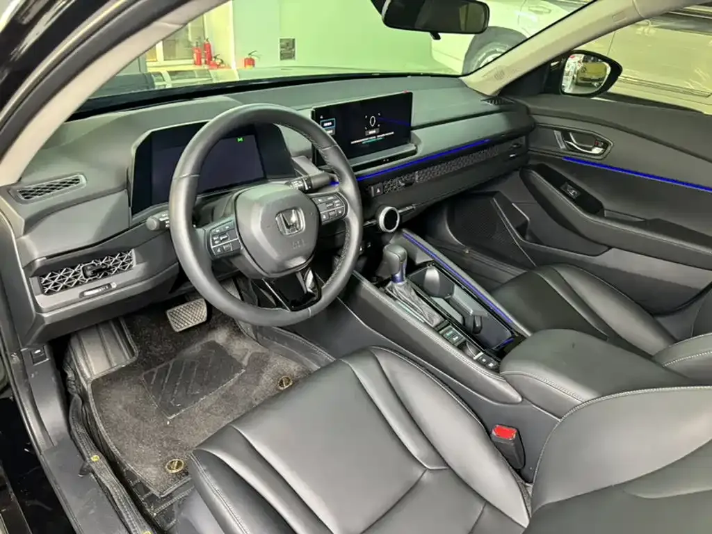 Honda Accord — фото 3
