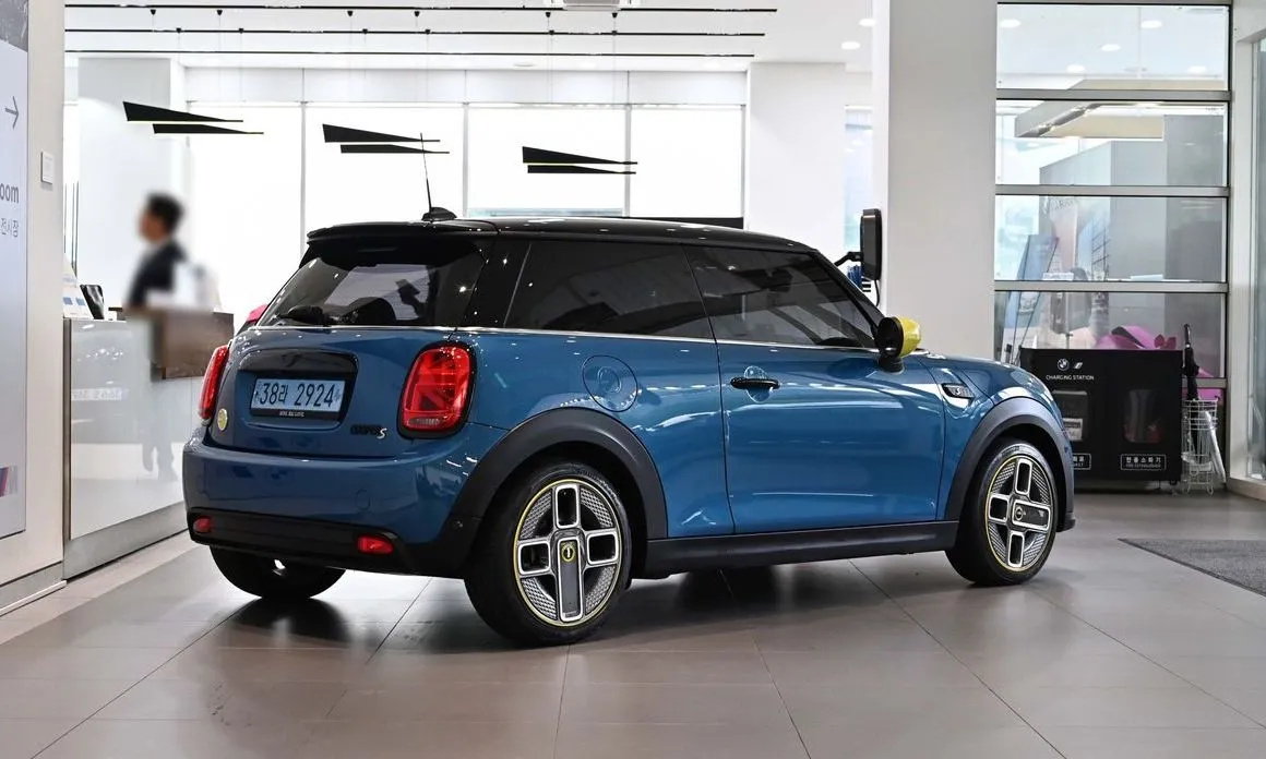 Mini Cooper 2024 из KR, фото 5