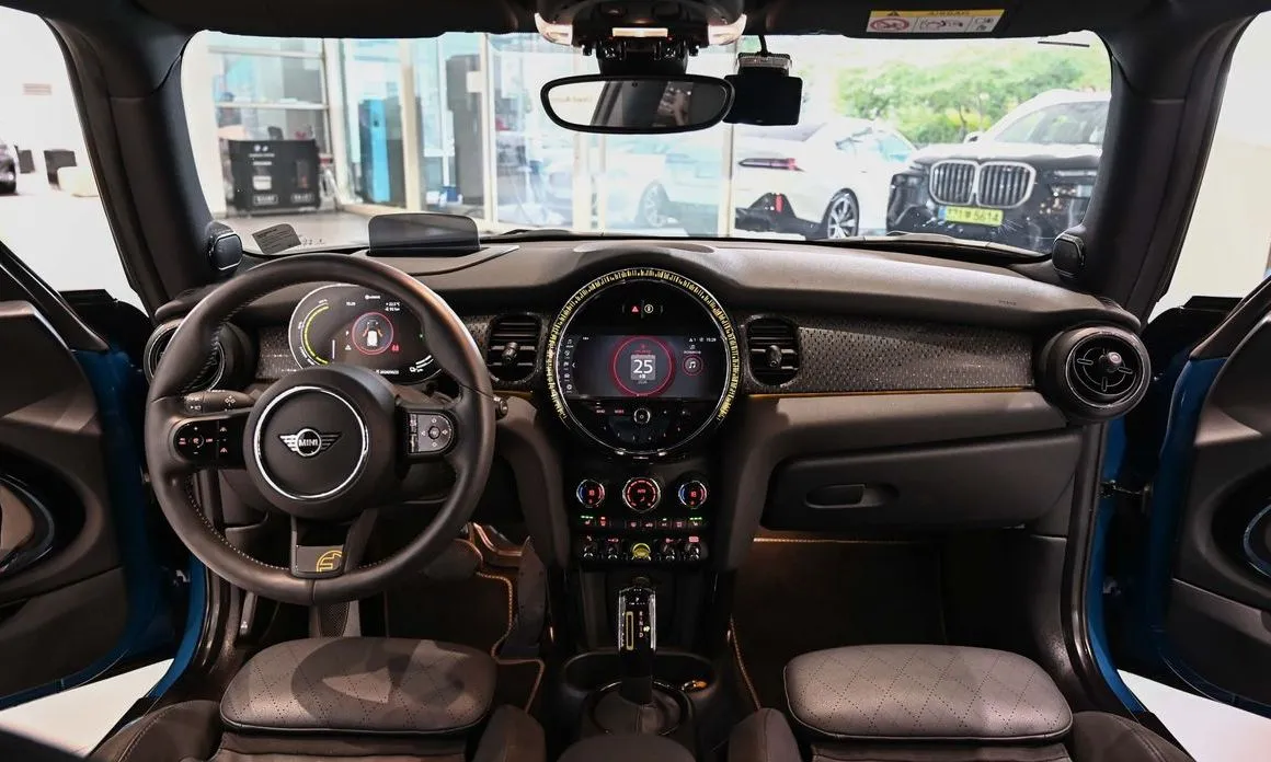 Mini Cooper 2024 из KR, фото 4