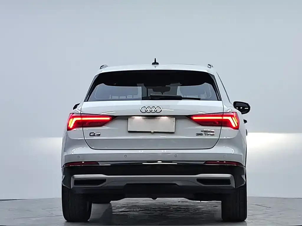 Audi Q3 — фото 5