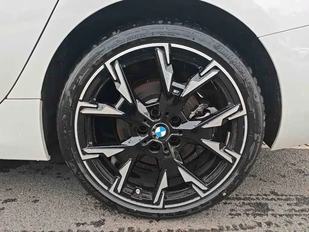 BMW 2 Series 2025 из CN, фото 10