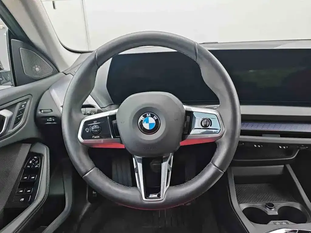 BMW 2 Series 2025 из CN, фото 7
