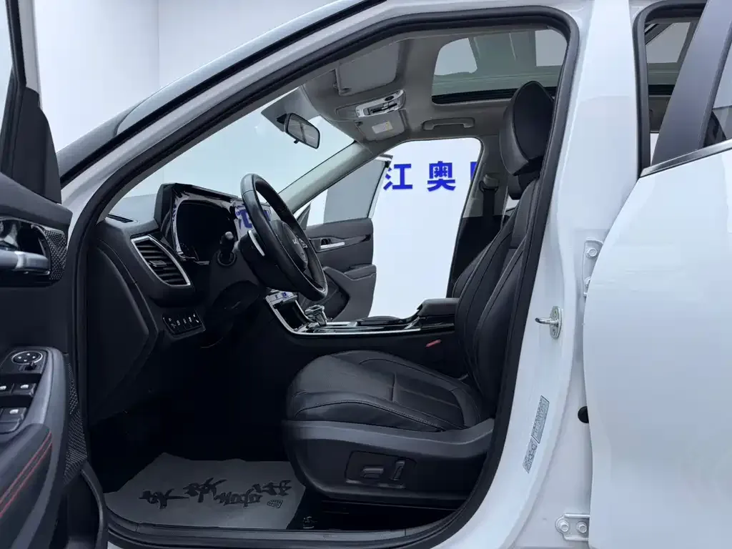 Kia KX3 — фото 3