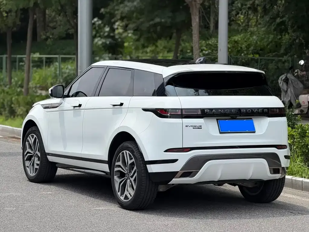 Land Rover Evoque — фото 9