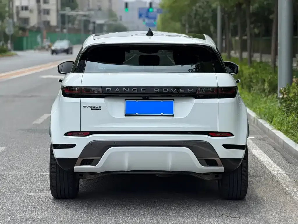 Land Rover Evoque — фото 10